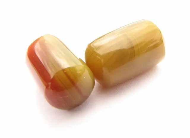 Pair of 11 mm agate ear plugs